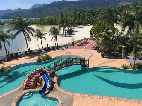 hotels in langkawi near beach